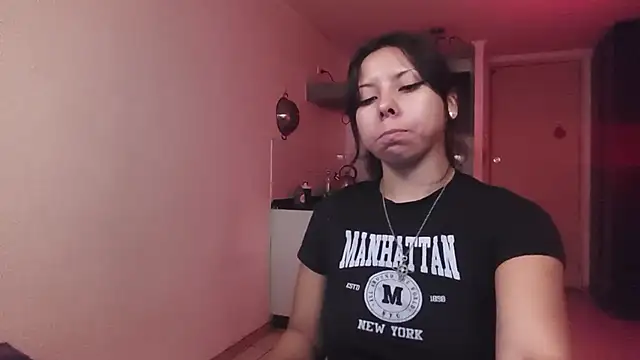 צ'אט XXX בשידור חי של Diosagata