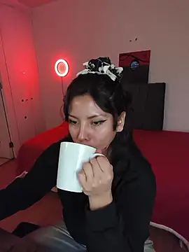 ivihetaira Live XXX-Chat