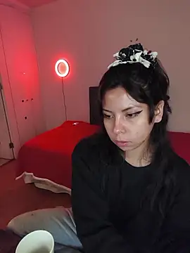 ivihetaira's Live XXX Chat