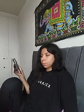 ivihetaira Live XXX-Chat