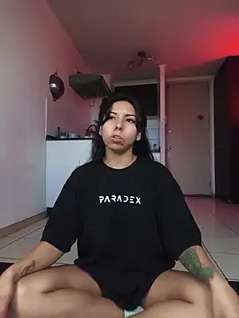 ivihetairan Live XXX chat