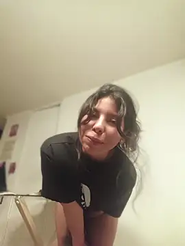 ivihetaira's Live XXX Chat