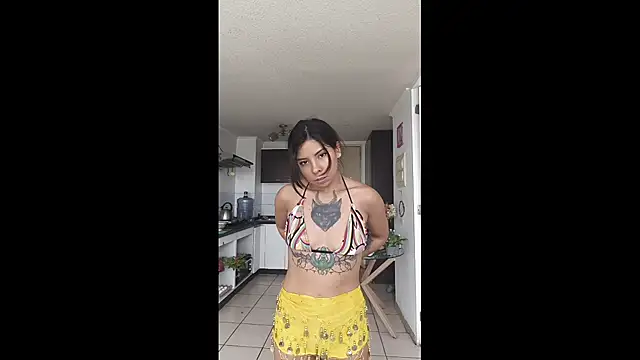 Chat XXX ao vivo de ivihetaira