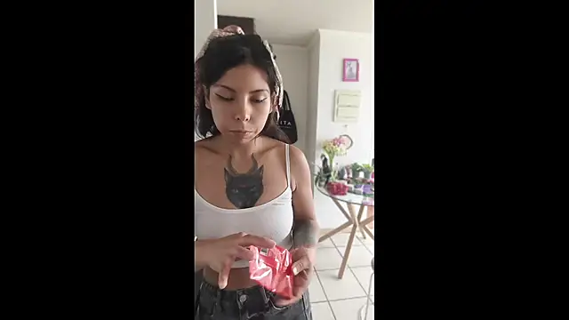 Chat +18 de ivihetaira ao vivo