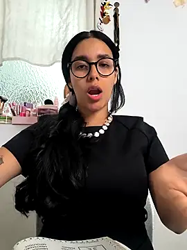 Annya-sweet's Webcam Show
