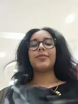 Annya-sweet Show in webcam