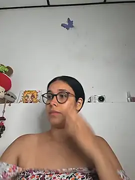 Annya-sweet Show in webcam