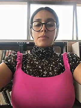 Chat XXX en directo de Annya-sweet