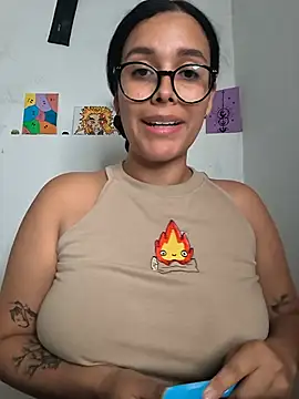 Annya-sweet Show in webcam
