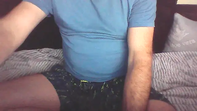 Uomo7744's Webcam Show