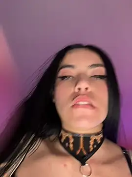 i_am_nina_'s Live XXX Chat