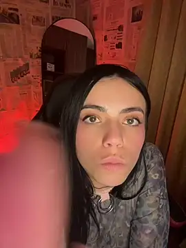 i_am_nina_: δωμάτιο απευθείας συνομιλίας