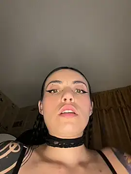 XXX chat uživo modela i_am_nina_