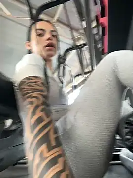 i_am_nina_'s Live XXX Chat