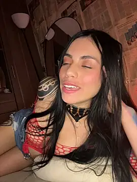 i_am_nina_'s Live XXX Chat