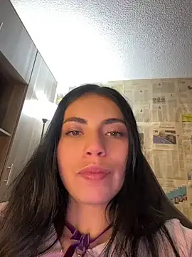 i_am_nina_'s Live XXX Chat