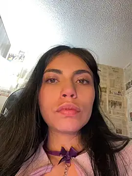 i_am_nina_'s Live XXX Chat