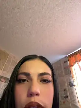 Chat XXX en directo de i_am_nina_