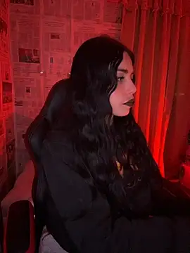 צ'אט XXX בשידור חי של i_am_nina_