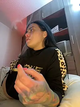 i_am_nina_ – Live XXX-chat