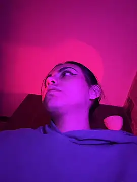 i_am_nina_ 라이브 XXX 채팅