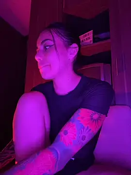 i_am_nina_ Chat XXX live