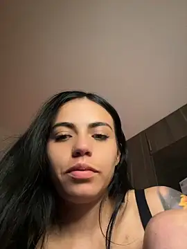 i_am_nina_: απευθείας συνομιλία ΧΧΧ