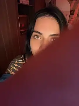دردشة i_am_nina_ الجنسية المباشرة