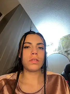 XXX chat uživo modela i_am_nina_