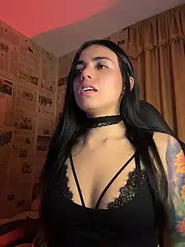 i_am_nina_ élő XXX-chatje
