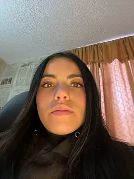 Chat +18 de i_am_nina_ ao vivo