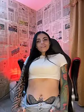 i_am_nina_ Chat XXX in diretta