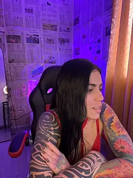 i_am_nina_ Adlı Modelin Canlı XXX Sohbeti