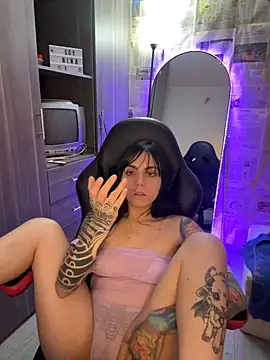 i_am_nina_'s Live Chat Room