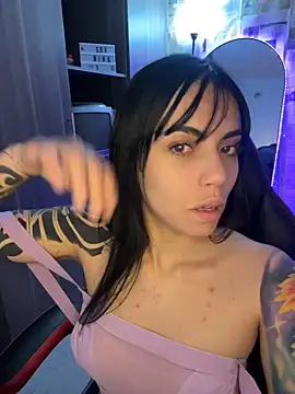 i_am_nina_ Chat XXX in diretta