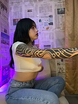 XXX chat uživo modela i_am_nina_