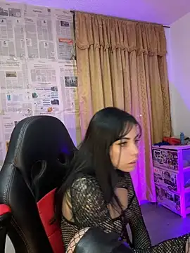 Czat XXX na żywo – i_am_nina_