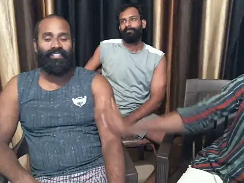 Show modela indian2 na web-kameri