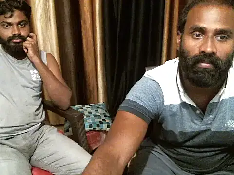 indian2: διαδικτυακό σόου στην κάμερα