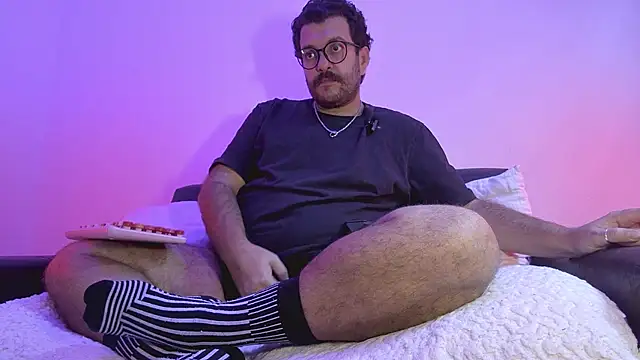 XXX chat uživo modela BadDaddyBrasil