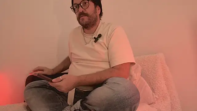 BadDaddyBrasil: διαδικτυακό σόου στην κάμερα