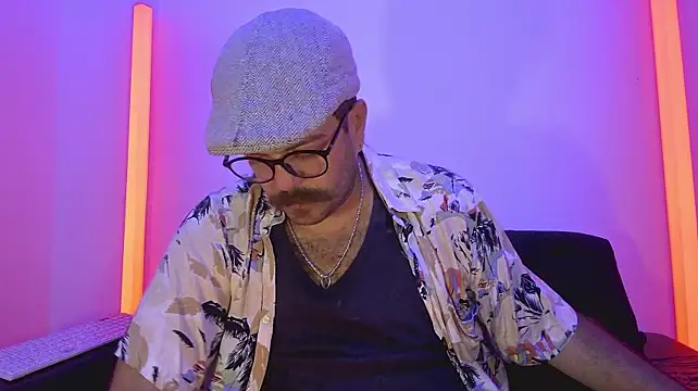BadDaddyBrasil: вебкам-шоу