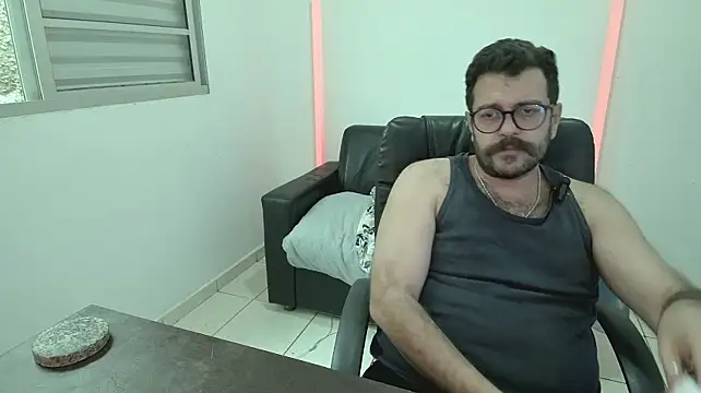 BadDaddyBrasil Adlı Modelin Web Kamerası Şovu