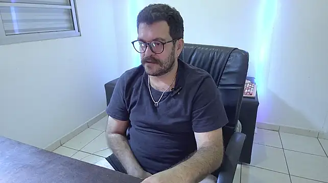 BadDaddyBrasil Show Webcam