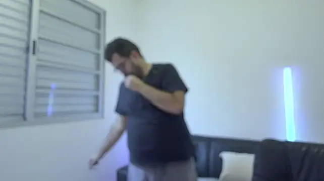 BadDaddyBrasil: διαδικτυακό σόου στην κάμερα