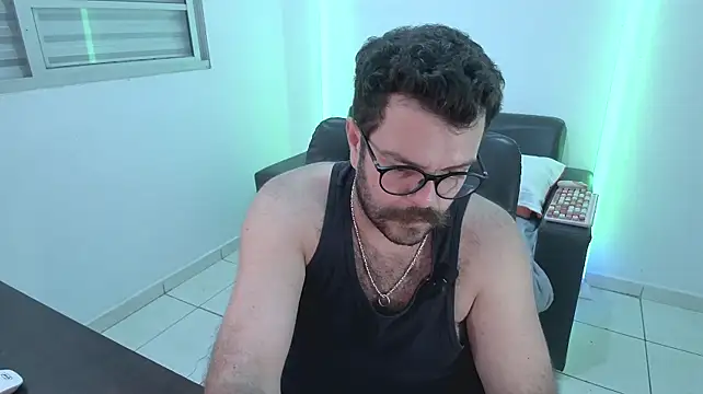 BadDaddyBrasil Show in webcam