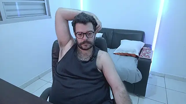 BadDaddyBrasil: διαδικτυακό σόου στην κάμερα