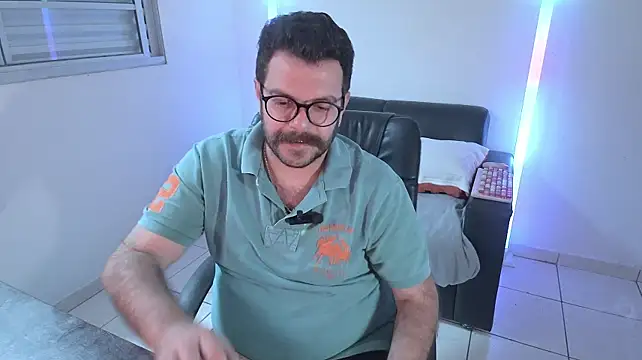 BadDaddyBrasil Adlı Modelin Web Kamerası Şovu