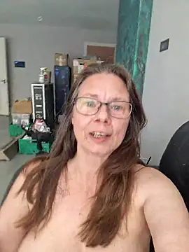 Show de Janie-Busty-Milf na webcam