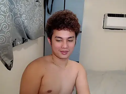 Utopia_20 Pertunjukan Webcam